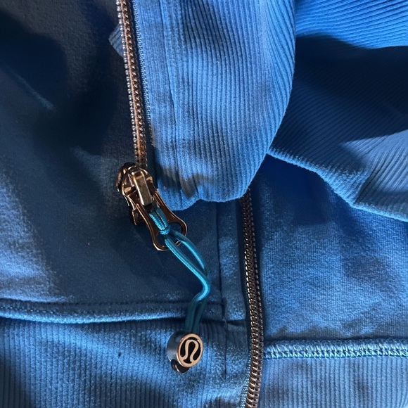 Lululemon Nice Asana Jacket
Cornflower - Picture 4 of 5